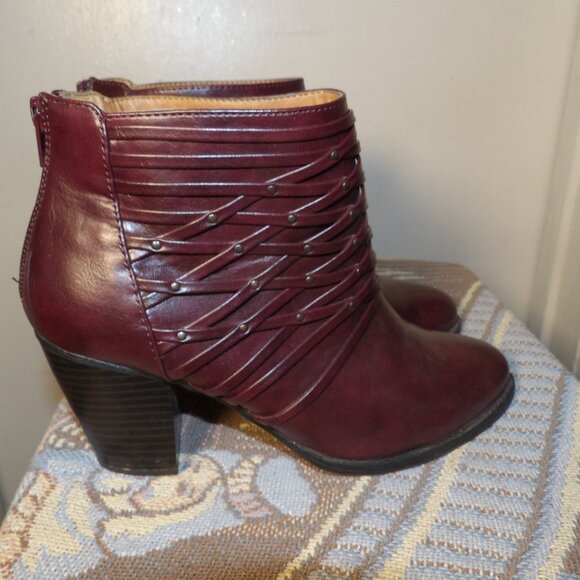 Avenue Shoes - Cloudwalkers By Avenue " Houston " Vegan Faux Leather Bootie Sz 10W